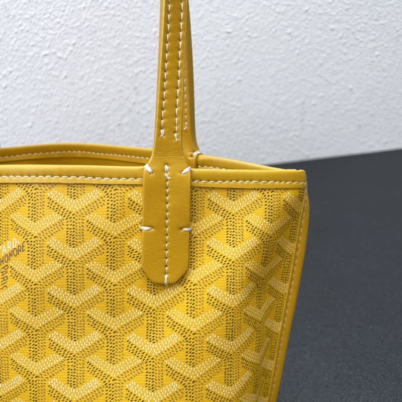 Goyard Shopping Bags